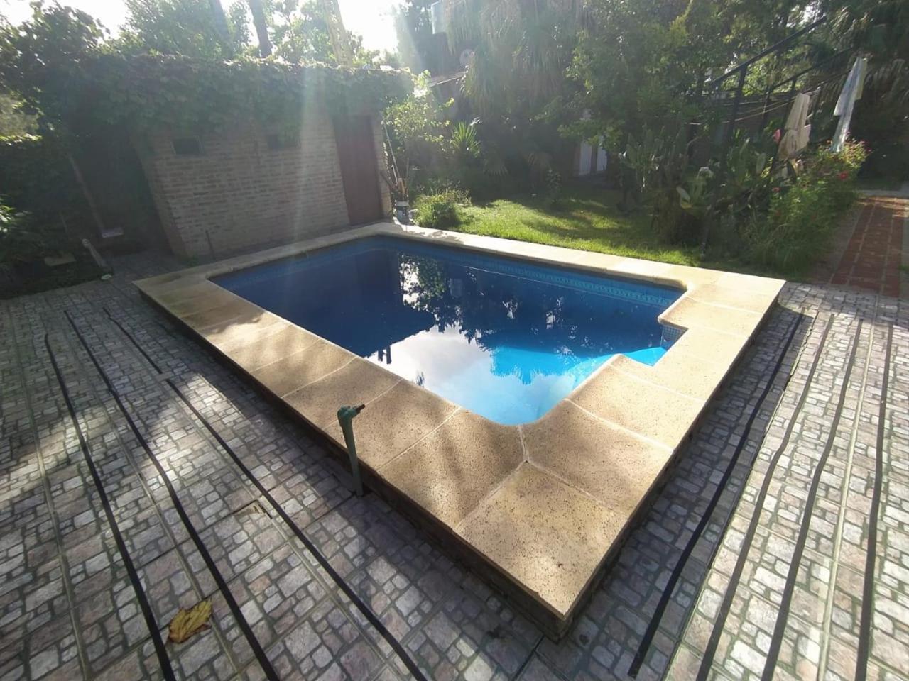 Aeropuerto Ezeiza Nuevo Descanso Monte Grande Bagian luar foto